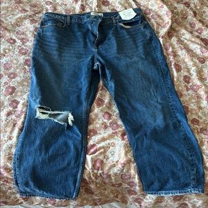 Abercrombie & Fitch Ultra High Rise Ankle Straight Jeans - Blue